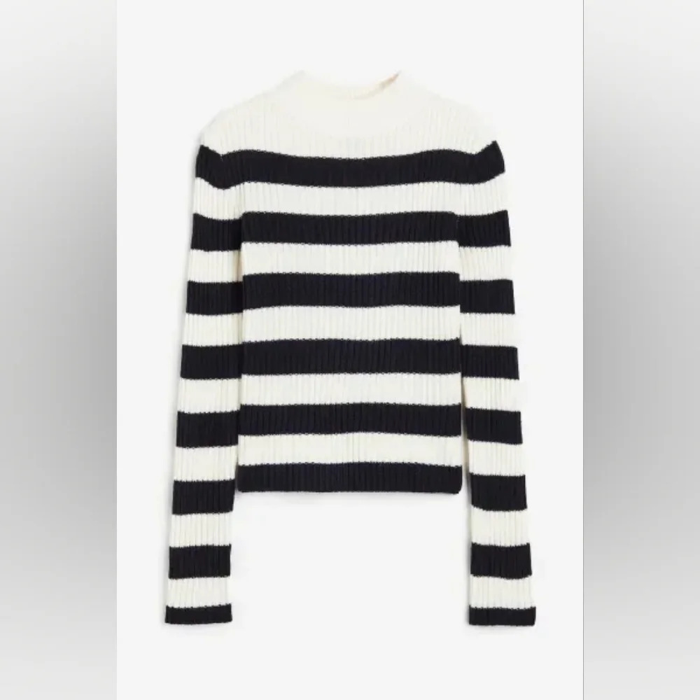 H&M [M]  Rib-knit Sweater - Picture 5 of 5